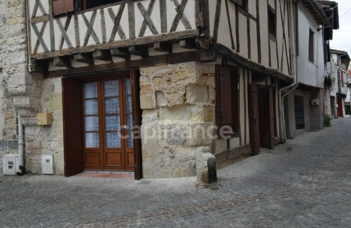 Maison de ville - colombages - pierres apparentes - 1 chambre à CASTELJALOUX (47) — photo 5