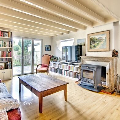 Maison 6 pièces 821600 €