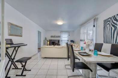 Appartement 4 pièces 2420 €