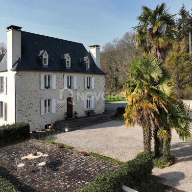 Maison 12 pièces 979000 €