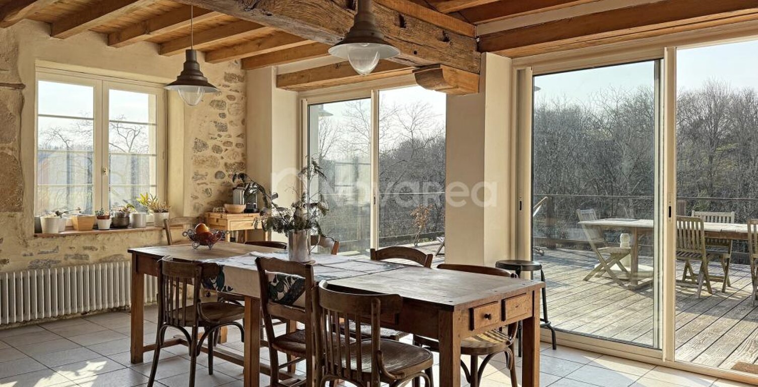 Propriété 12 pièces et dépendances — photo 1