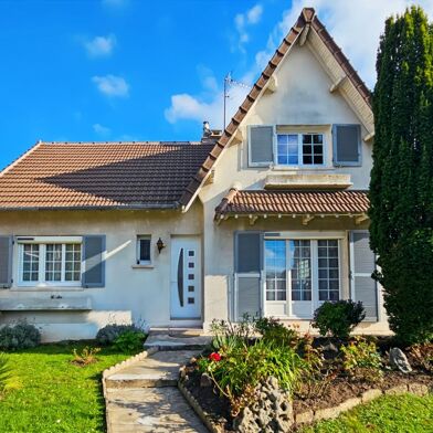 Maison 7 pièces 549000 €