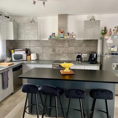 Maison 4 pièces 426400 €