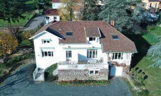 Maison 350 Pièces 350 m² à vendre à Vindry-sur-Turdine (69490)