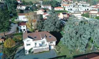 Maison 350 Pièces 350 m² à vendre à Vindry-sur-Turdine (69490)