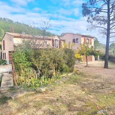 Maison 7 pièces 484570 €