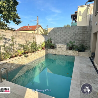 Maison 7 pièces 499000 €