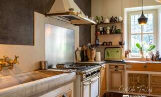 Maison 8 Pièces 345 m² à vendre à Orange (84100)