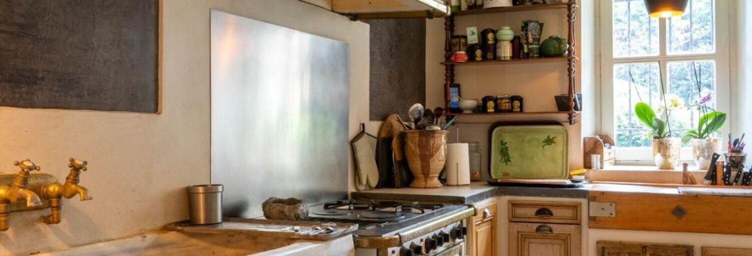 Maison 8 Pièces 345 m² à vendre à Orange (84100)