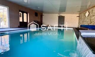 Maison 10 Pièces 385 m² à vendre à Villefranche-de-Lonchat (24610)