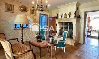 Maison 10 Pièces 385 m² à vendre à Villefranche-de-Lonchat (24610)