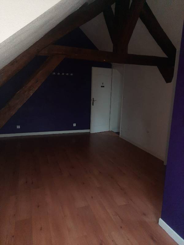 Photo Location Maison 79 m² à Morey-Saint-Denis 621 ¤ CC /mois image 3/3