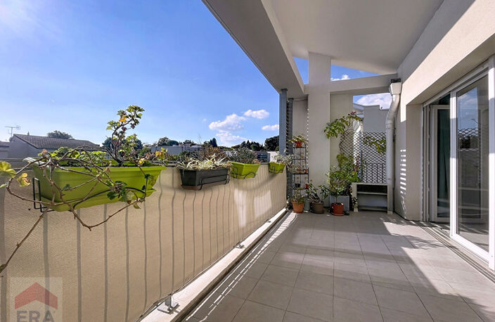 A VENDRE MARSEILLE 13014 HAUT DE ST MARTHE RESIDENCE RECENTE T4 TERRASSE GARAGE JARDIN — photo 2