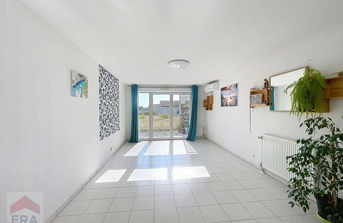 A VENDRE MARSEILLE 13014 HAUT DE ST MARTHE RESIDENCE RECENTE T4 TERRASSE GARAGE JARDIN — photo 4