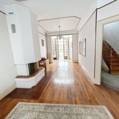 Maison 7 pièces 143000 €