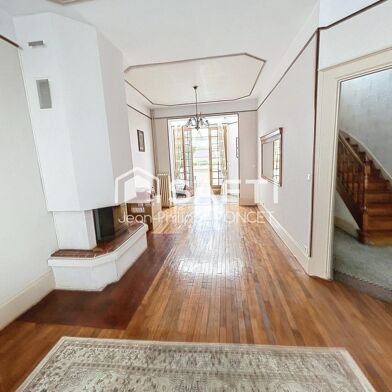 Maison 7 pièces 143000 €