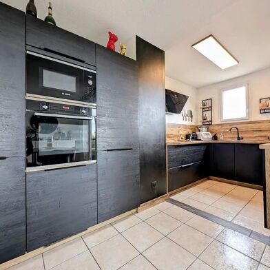 Appartement 3 pièces 210000 €