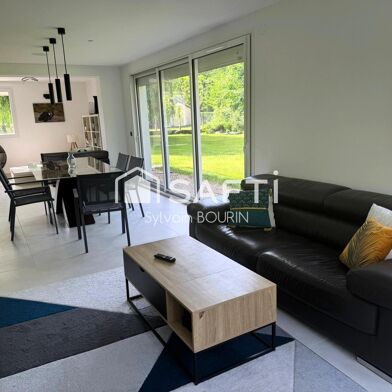 Maison 9 pièces 649000 €