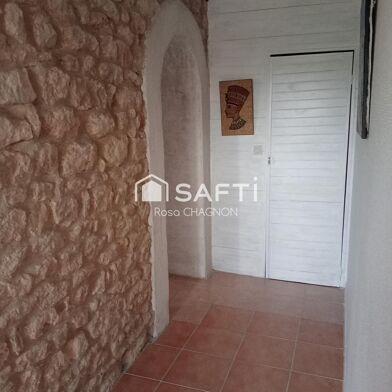 Maison 12 pièces 262633 €