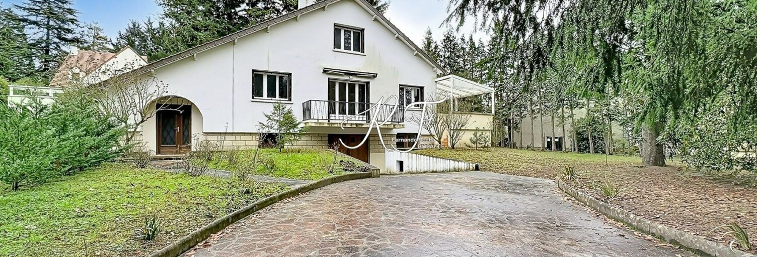 Maison 10 Pièces 230 m² à vendre à Neuville-sur-Oise (95000)