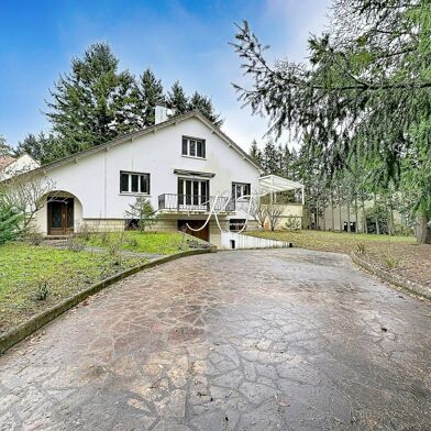 Maison 10 pièces 524000 €