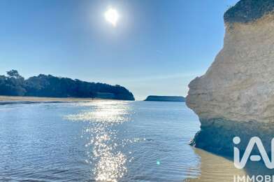 Appartement 3 pièces 241500 €