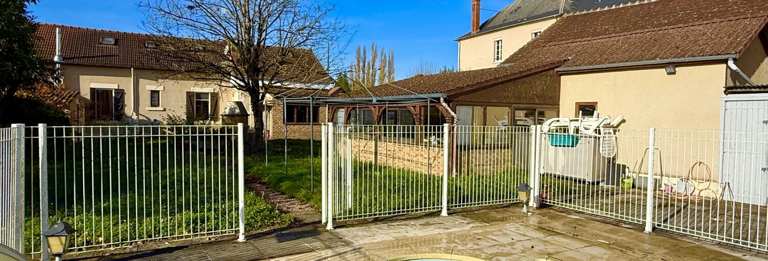 Maison 8 Pièces 138 m² à vendre à La Charité-sur-Loire (58400)