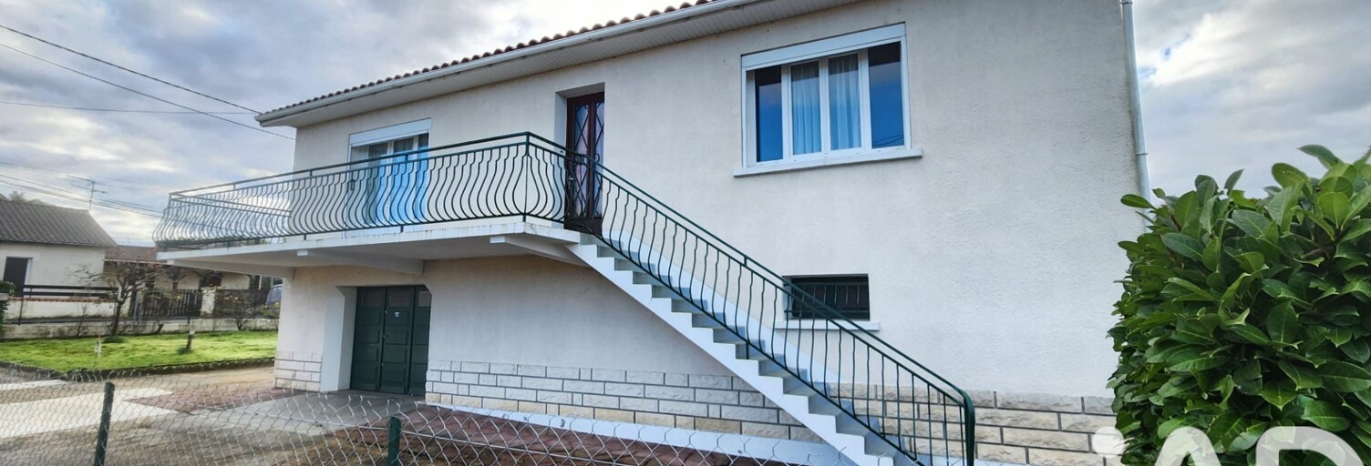 Maison 5 Pièces 93 m² à vendre à Saint-Michel (16470)