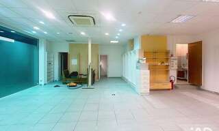 Commerce  70 m² à vendre à Villeneuve-de-Marsan (40190)