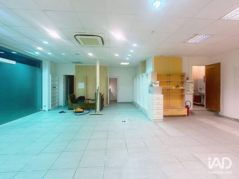 Vente Murs commerciaux 70 m&sup2; — photo 1