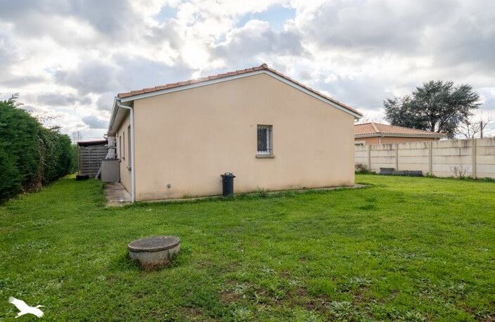 Vente maison 4 pièces 100 m² Izon (33450) — photo 2