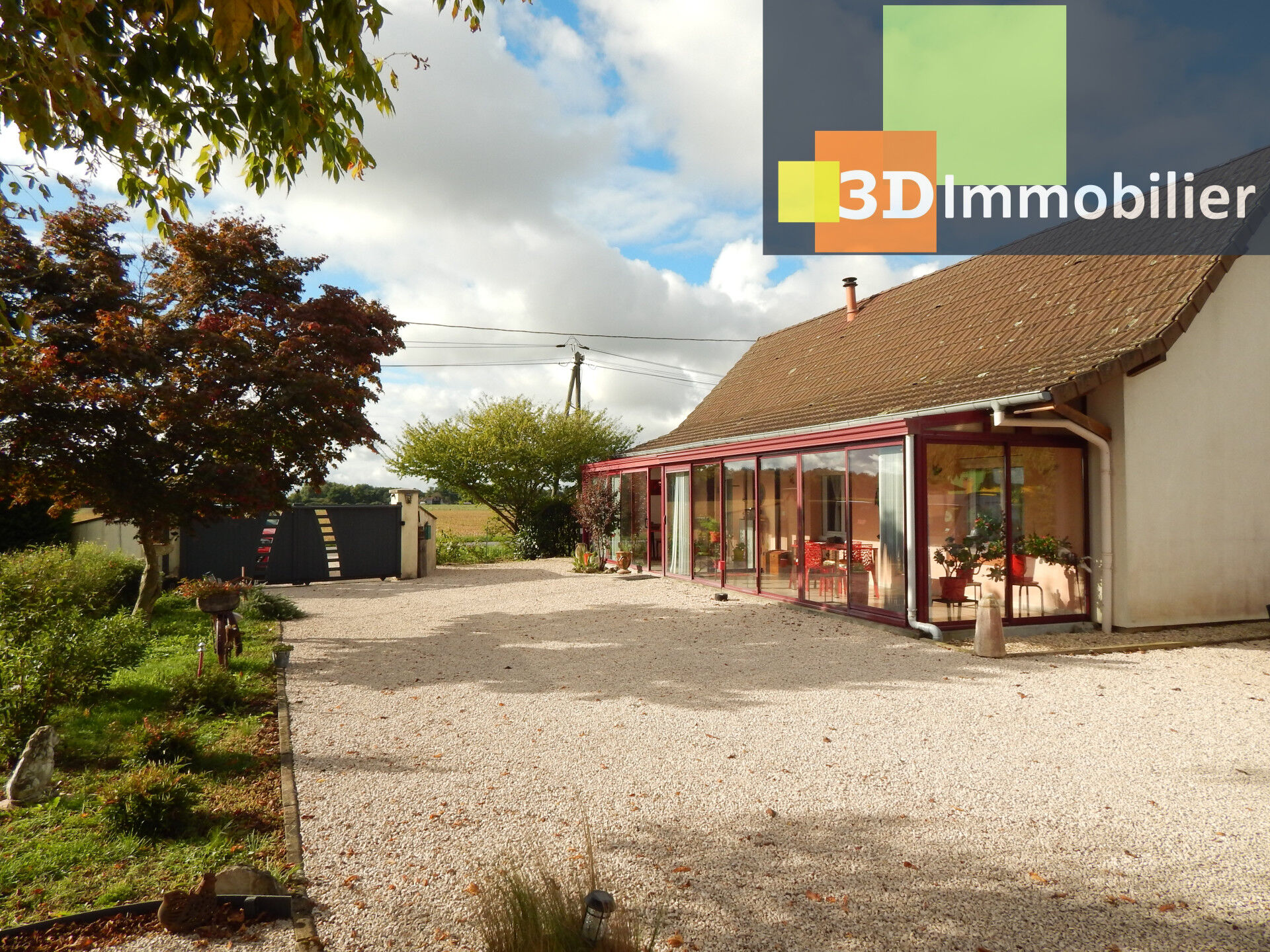 Vente maison - 10 pièce(s)