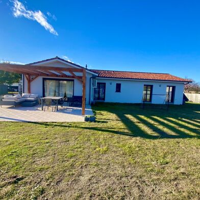 Maison 6 pièces 379000 €