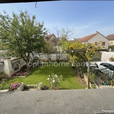 Maison 8 pièces 327600 €