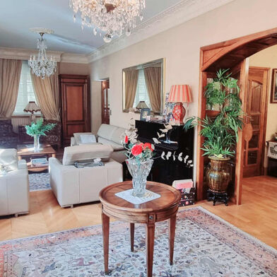 Maison 9 pièces 720000 €