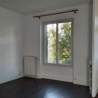 Maison 6 pièces 1535 €