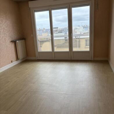 Appartement 2 pièces 720 €