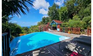 Maison 15 Pièces 263 m² à vendre à Pointe-Noire (97116)