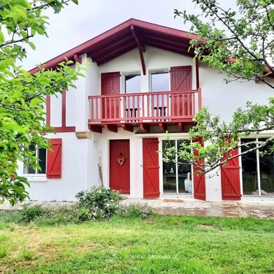 Maison 5 pièces 530000 €