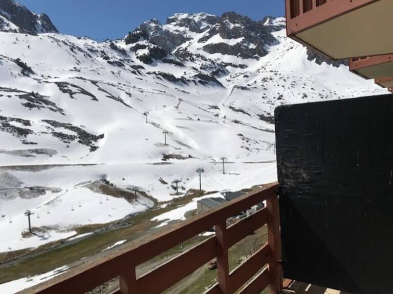 A la MONGIE Studio face aux pistes dans résidence TOURMALET avec balcon — photo 1
