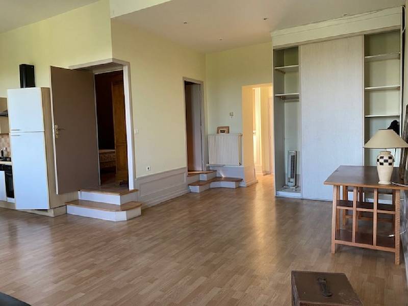 Location T2 71 m² à Caluire-Et-Cuire 1 105 ¤ CC /mois