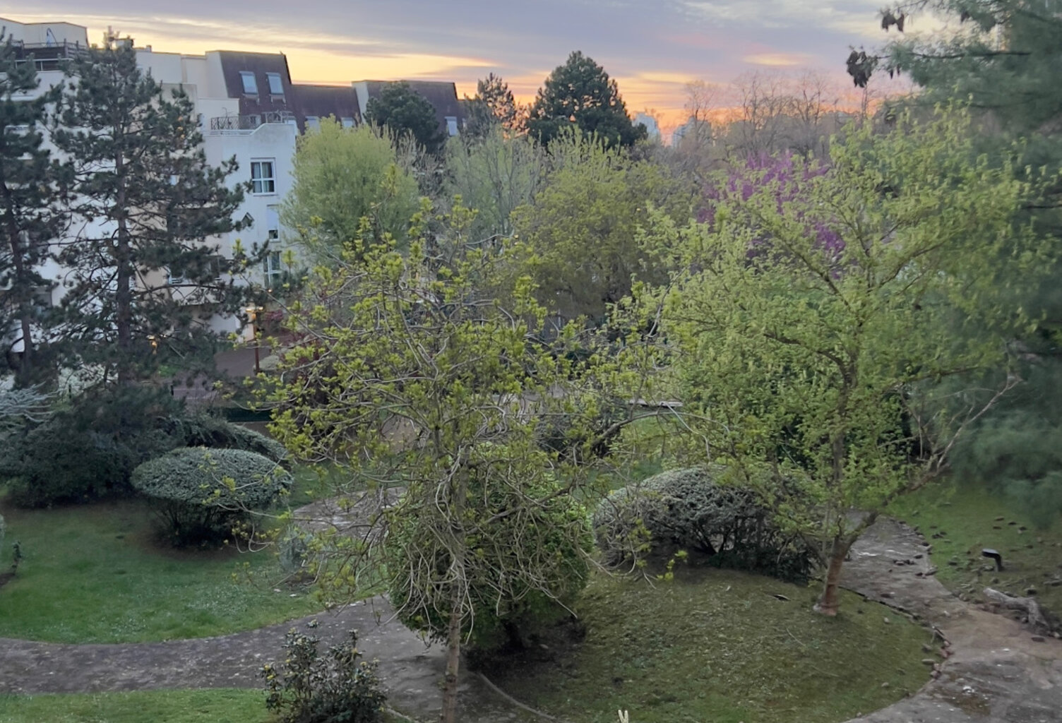 PRODUIT RARE ,TRES BEL APPT RUE ROLAND OUDOT 94000 CRETEIL. — photo 1
