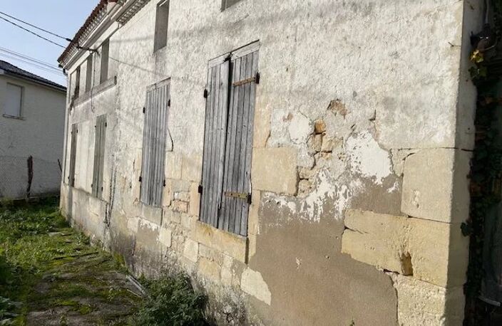 Terrain et Maison à Rénover à Romegoux — photo 2