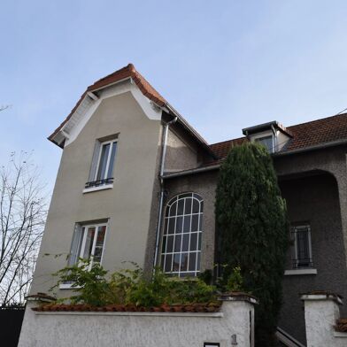 Maison 8 pièces 375000 €