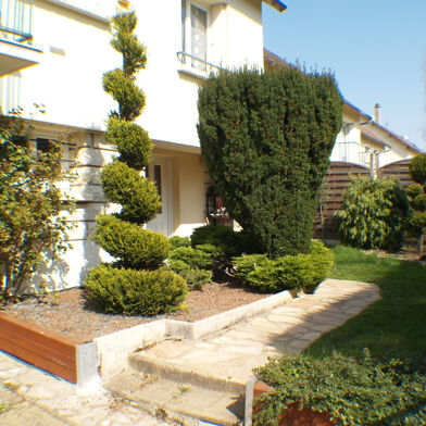 Maison 8 pièces 339000 €