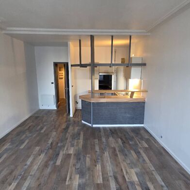 Appartement 2 pièces 605 €