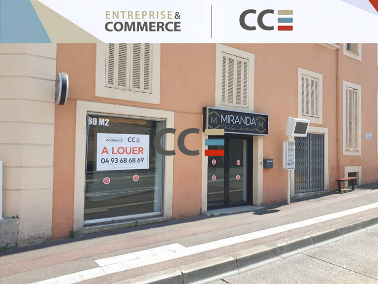Locaux commerciaux - 70 m2 - Cannes — photo 1