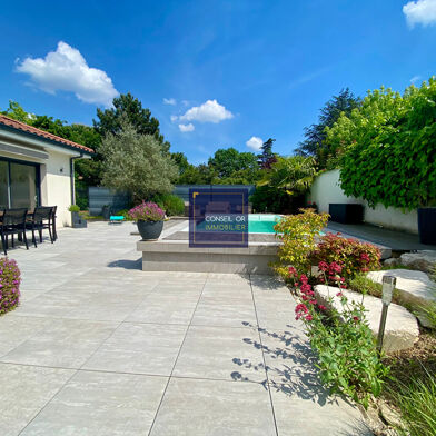 Maison 4 pièces 680000 €