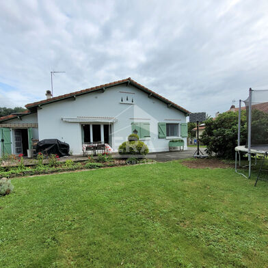 Maison 4 pièces 1200 €