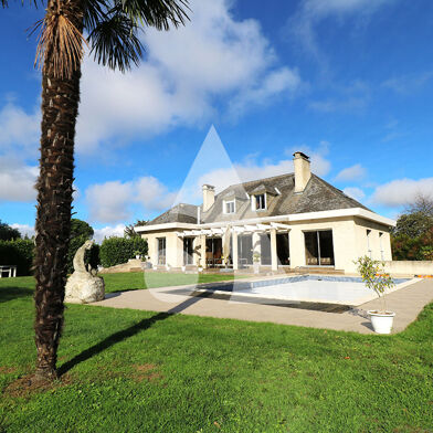 Maison 12 pièces 390000 €